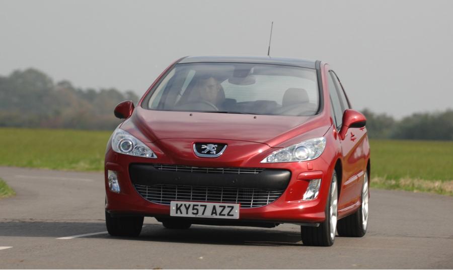  Peugeot 308 GT 2008 года  (фото 41 из 101)